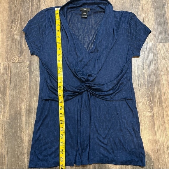 Ann Taylor Sleeveless Navy Blue Draped Front V Neckline Top Shirt Casual Soft M - Picture 10 of 11